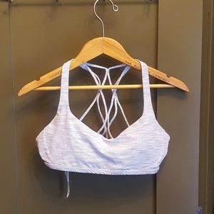 Lululemon Free to Be Zen Bra | Alpine White | EUC